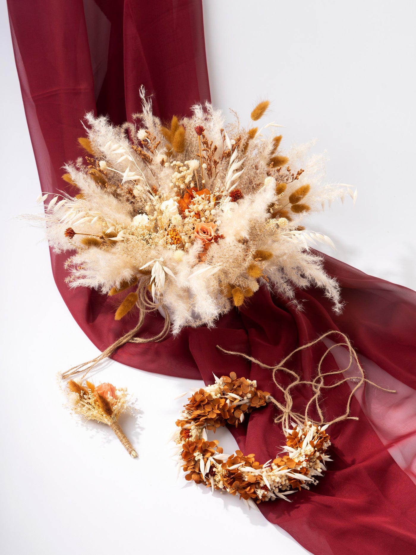 Dried Flower Boutonniere Terracotta With Beige Dusty Flowers