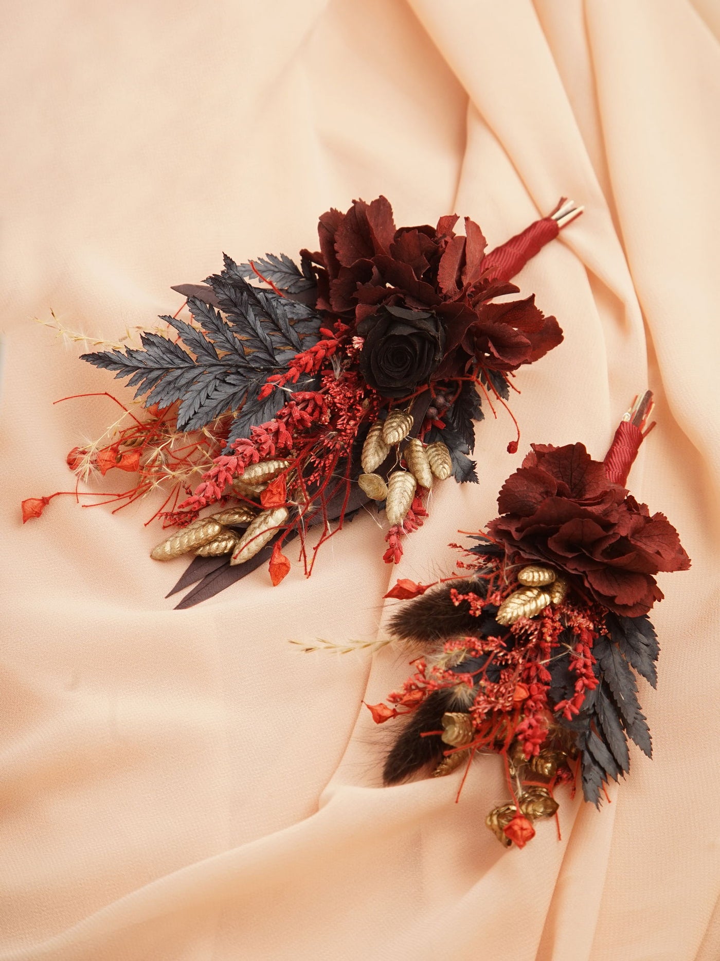 Romantic Marsala Boutonnieres With Black And Red Shades