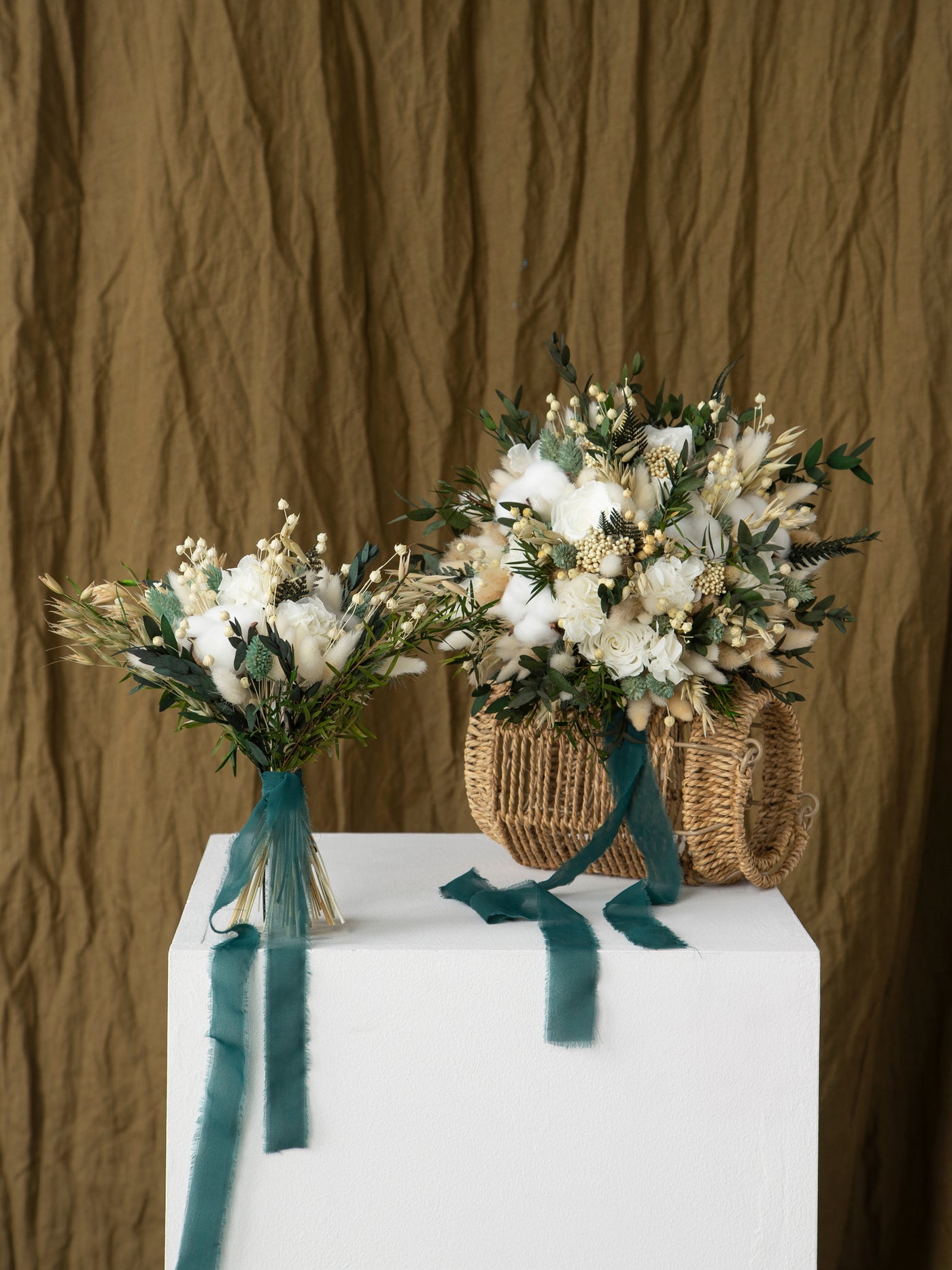 White and greenery classic wedding bouquet