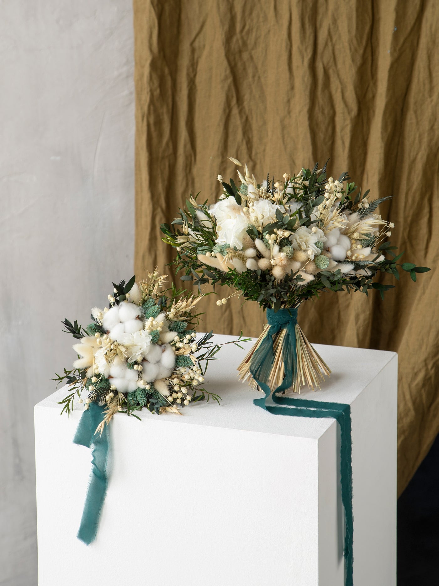 White and greenery classic wedding bouquet