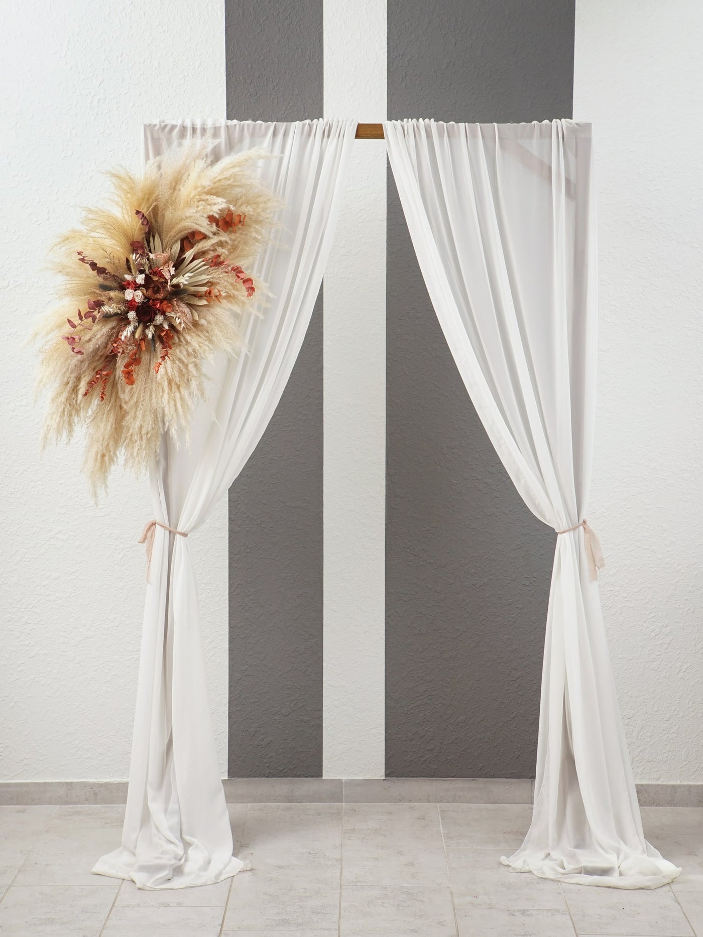 Arch Flower With Palm Cup, Preserved Hydrangea And Roses