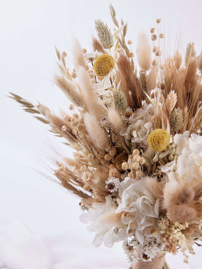 Bridal cream and rust bouquets